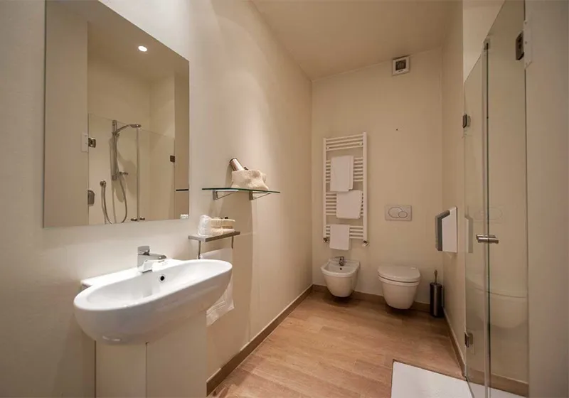 Molo73 ristorante con camere e bagno privato a Empoli